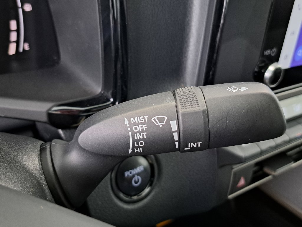 Used 2025 Toyota Camry LE FWD image 11