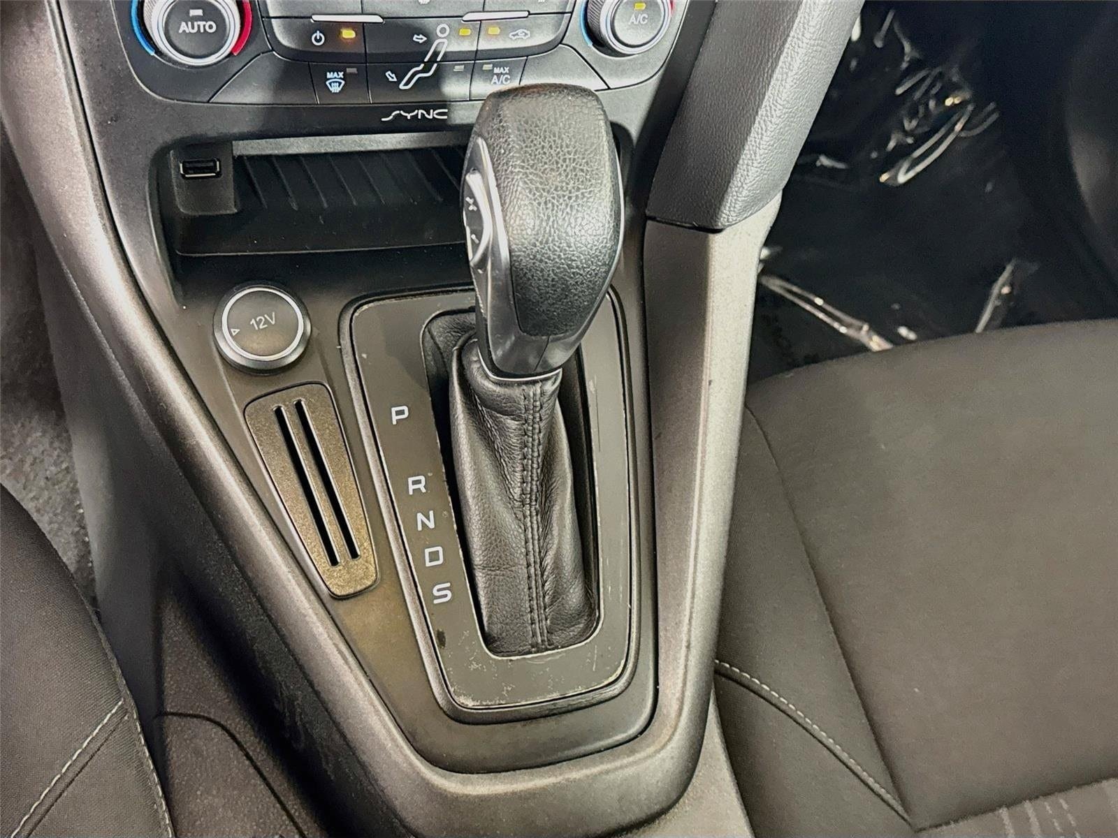 Used 2017 Ford Focus SEL FWD image 19