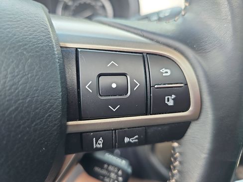 Used 2020 Lexus GX 460 Premium w/ Premium Package AWD/4WD image 18