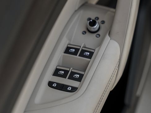 Used 2024 Audi Q5 2.0T Premium Plus image 24