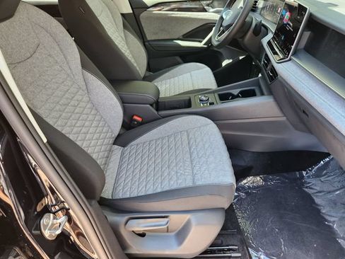 New 2026 Volkswagen Tiguan S AWD/4WD image 12