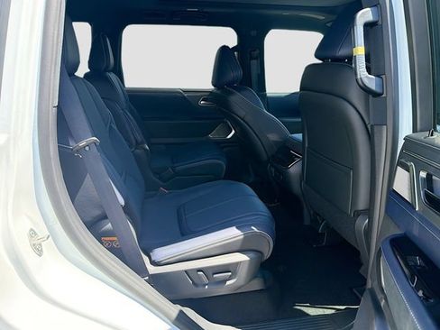 New 2026 INFINITI QX80 4WD w/ Sport Exterior Package image 24