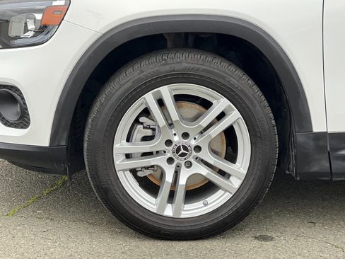 Used 2020 Mercedes-Benz GLB 250 4MATIC image 24