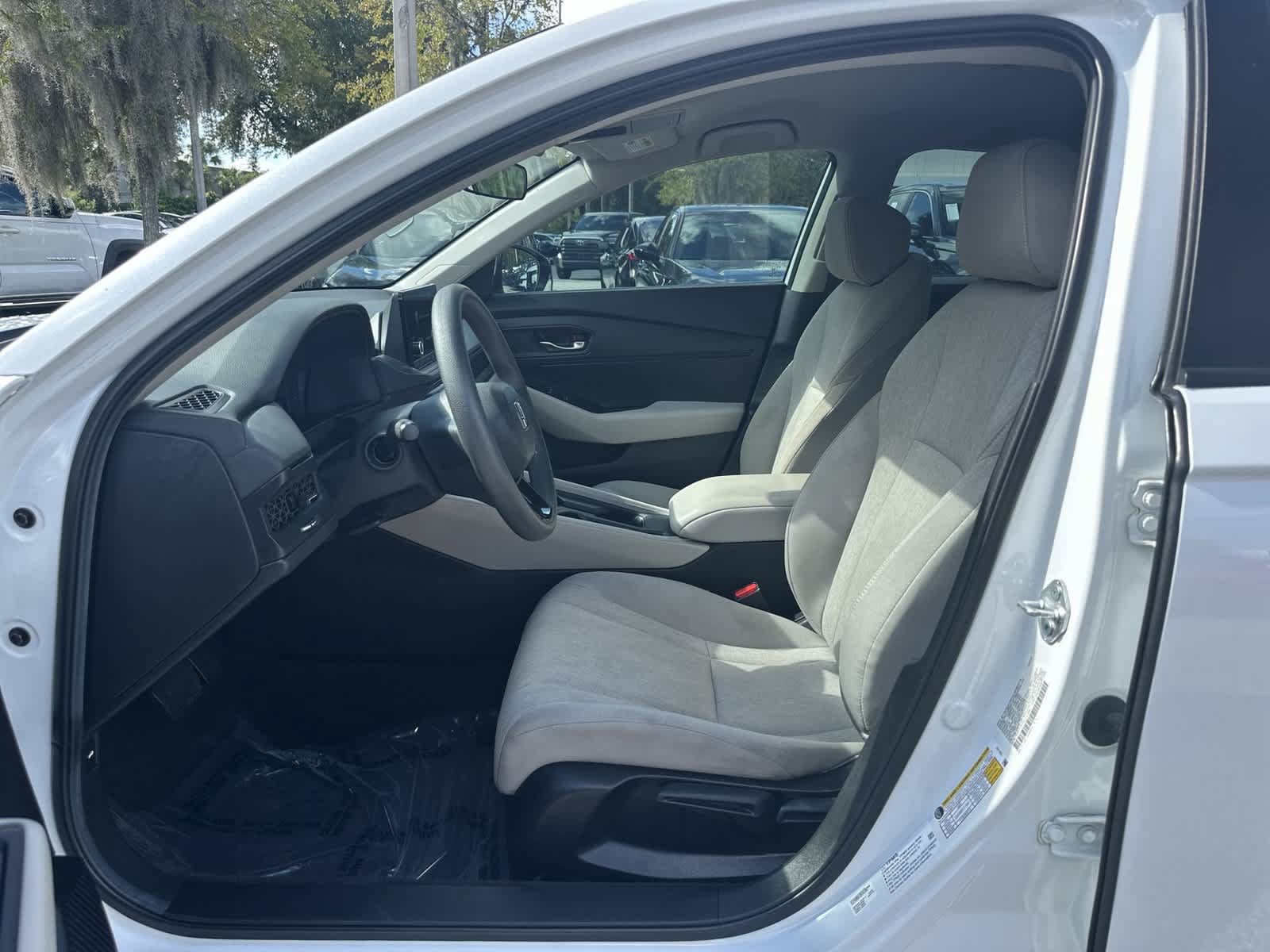 Used 2024 Honda Accord LX image 2