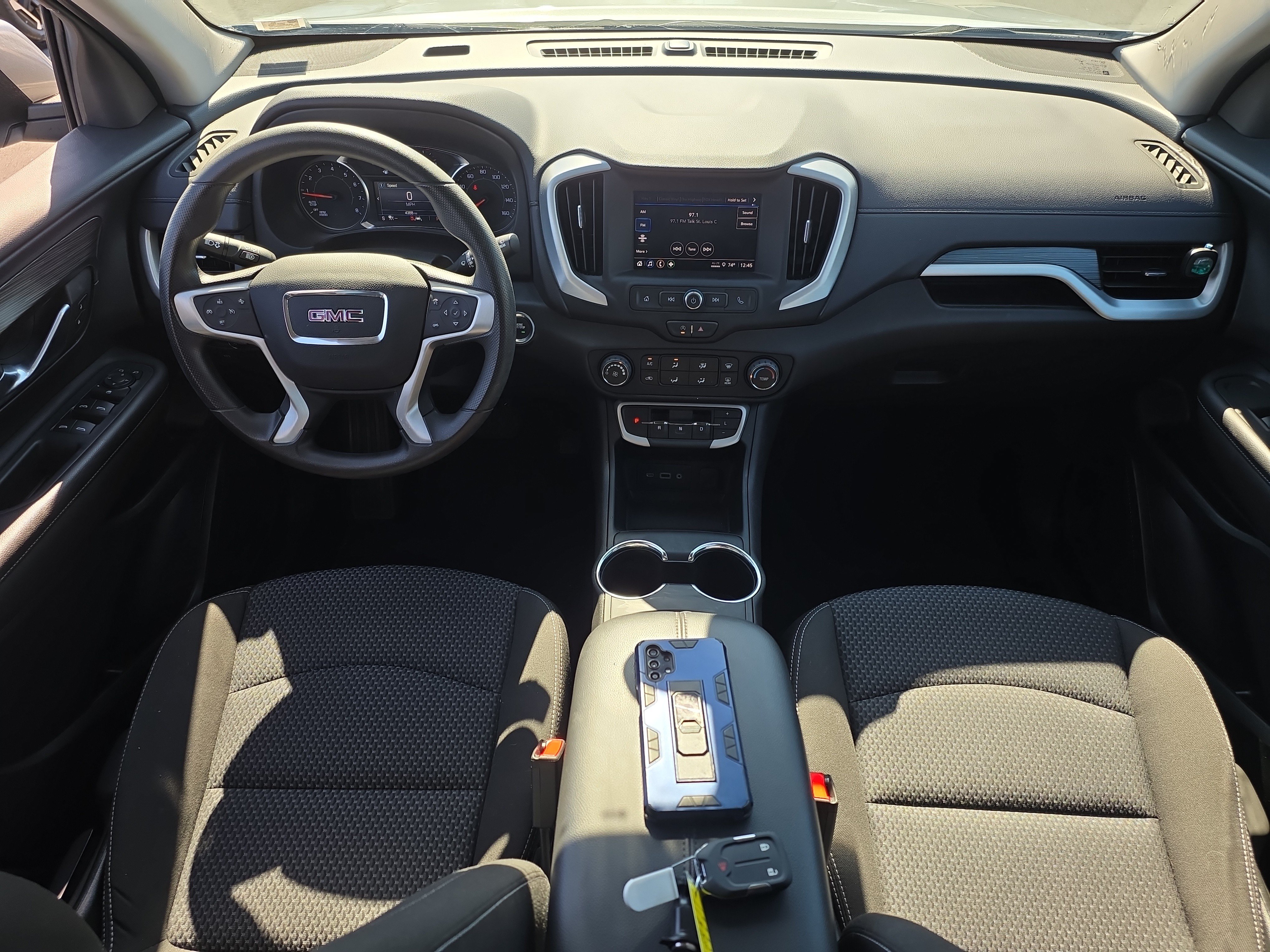 Used 2023 GMC Terrain SLE FWD image 10
