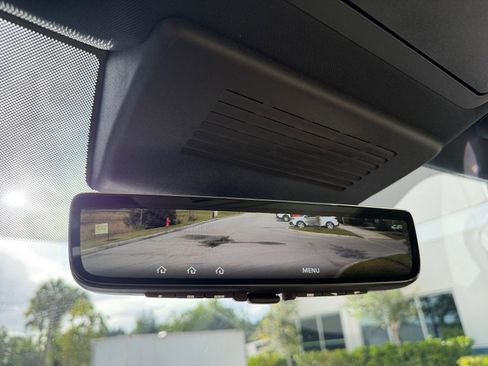 Used 2024 INFINITI QX80 Sensory image 17