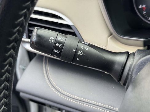 Used 2022 Subaru Outback Limited image 25