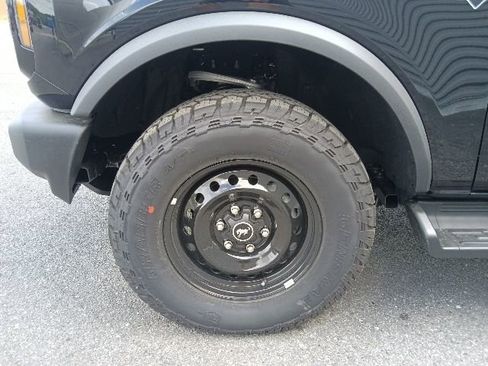 New 2026 Ford Bronco Outer Banks AWD/4WD image 10