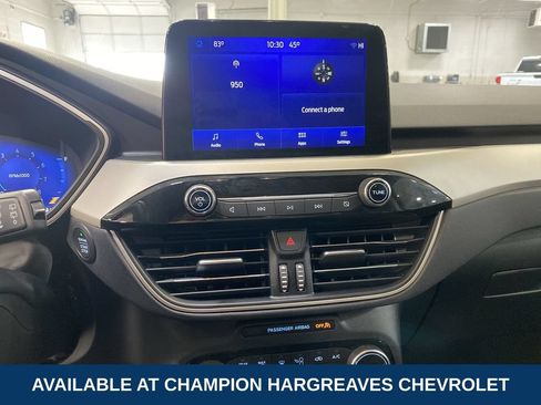 Used 2022 Ford Escape SEL w/ Technology Package AWD/4WD image 17