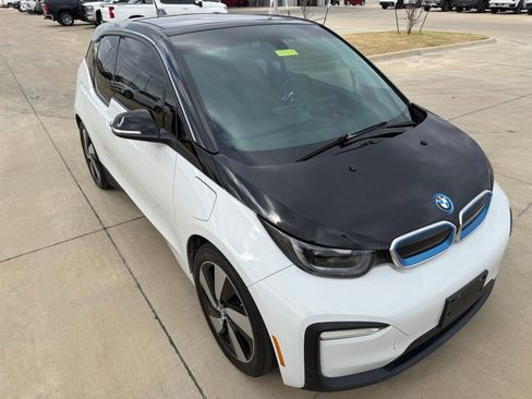 Used 2018 BMW i3 94Ah w/Range Extender image 10