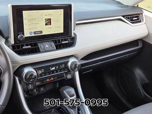 Used 2025 Toyota RAV4 XLE Premium FWD image 27