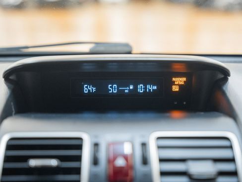 Used 2016 Subaru Impreza 2.0i Premium image 21