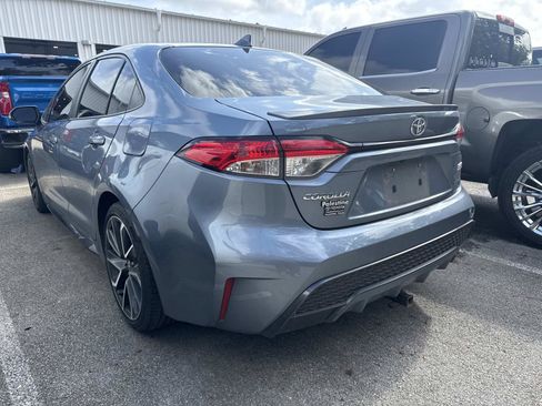 Used 2021 Toyota Corolla SE FWD image 3