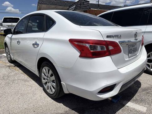 Used 2019 Nissan Sentra S FWD image 4