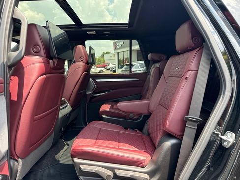 Used 2026 Cadillac Escalade Sport w/ Touring Package AWD/4WD image 37
