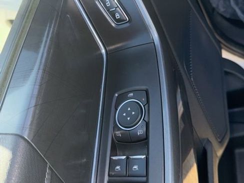 Used 2022 Ford F150 XLT w/ Equipment Group 302A High image 12