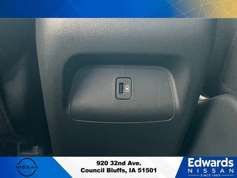 Used 2025 Nissan Sentra SV w/ All-Weather Package FWD image 13