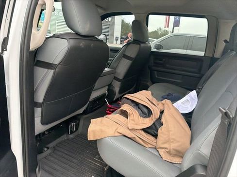 Used 2018 RAM 2500 Tradesman w/ Chrome Appearance Group image 22