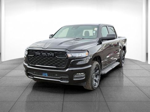 New 2026 RAM 1500 Express AWD/4WD image 3