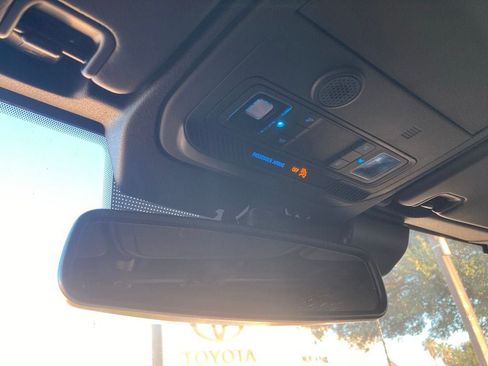 Used 2026 Ford Bronco Outer Banks AWD/4WD image 26