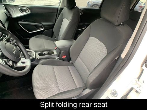 Used 2023 Kia Soul S FWD image 13