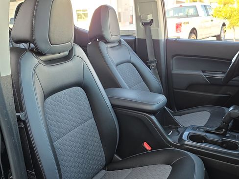 Used 2020 Chevrolet Colorado Z71 image 31