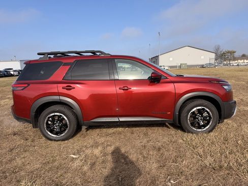 Certified 2023 Nissan Pathfinder Rock Creek image 4
