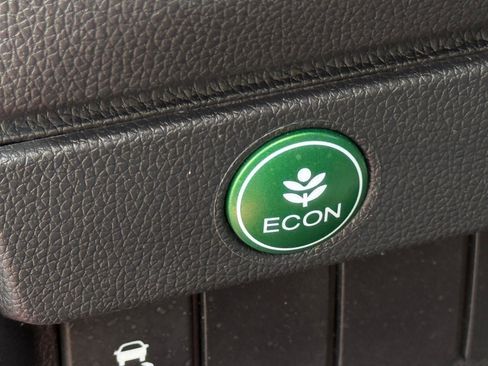 Used 2017 Honda Fit EX image 13