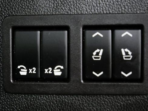 Used 2019 Cadillac Escalade ESV Platinum image 31