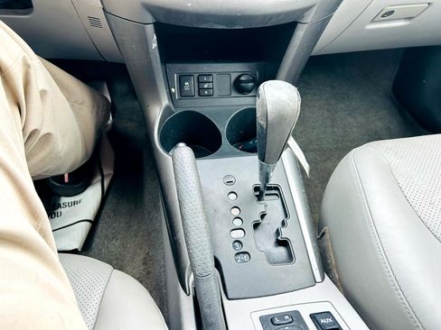 Used 2009 Toyota RAV4 Limited image 26