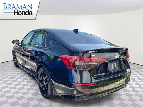 Certified 2022 Honda Civic Sport image 3