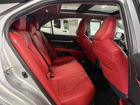 Used 2019 Toyota Camry XSE w/ Navigation Package image 20