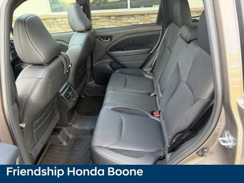 Used 2025 Subaru Forester Touring AWD/4WD image 43
