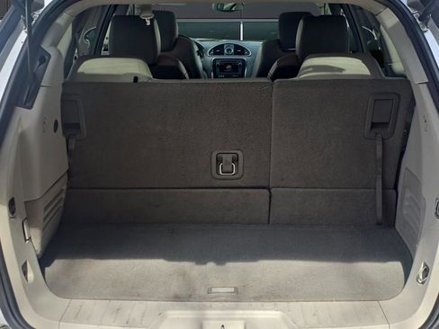 Used 2017 Buick Enclave Leather image 9