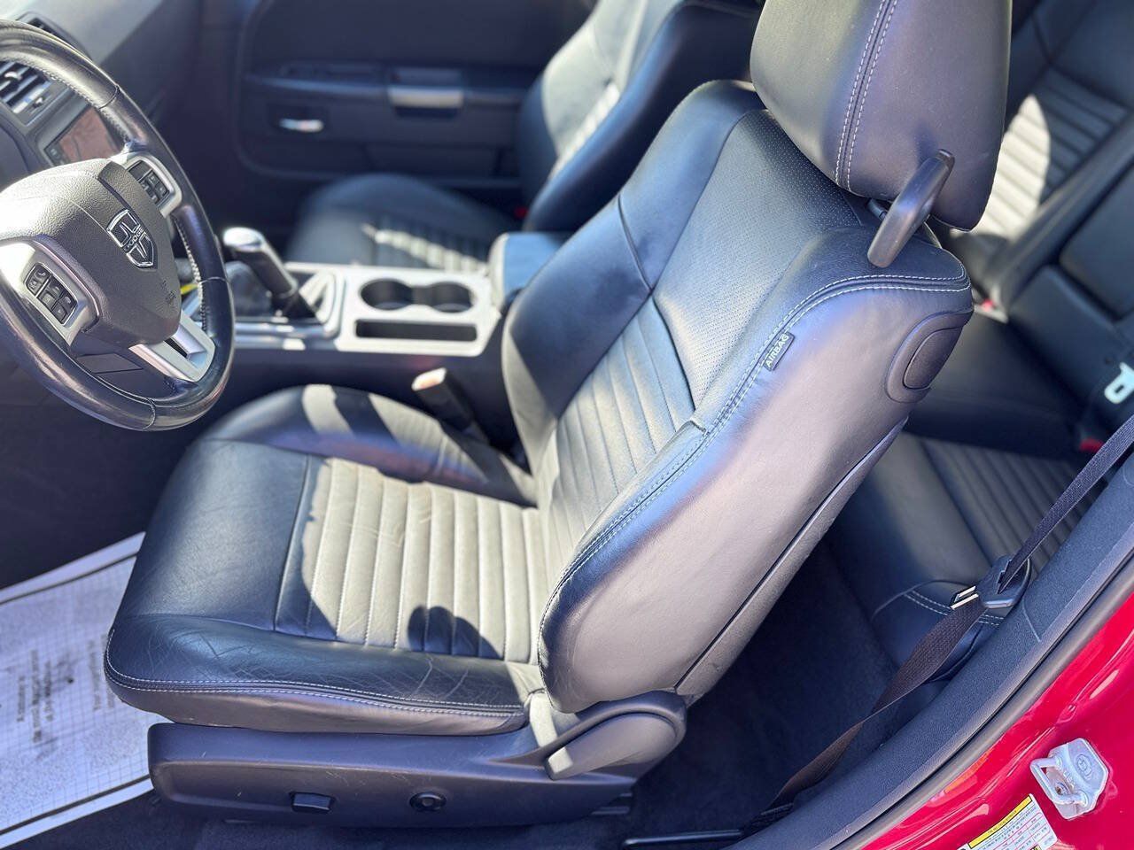 Used 2012 Dodge Challenger R/T RWD image 7