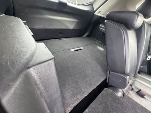 Used 2019 Nissan Rogue SL FWD image 17
