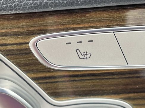 Used 2018 Mercedes-Benz C 300 4MATIC Sedan image 17