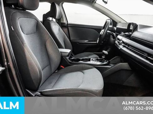 Used 2025 Kia K4 FWD image 19