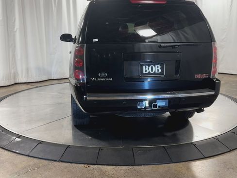 Used 2008 GMC Yukon Denali image 7