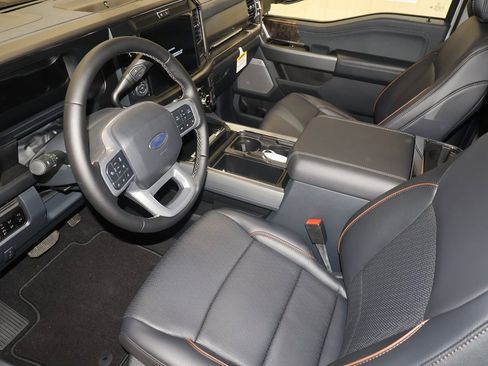 New 2025 Ford F350 Lariat w/ Lariat Ultimate Package image 27