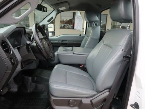Used 2016 Ford F250 XL w/ Power Equipment Group image 7