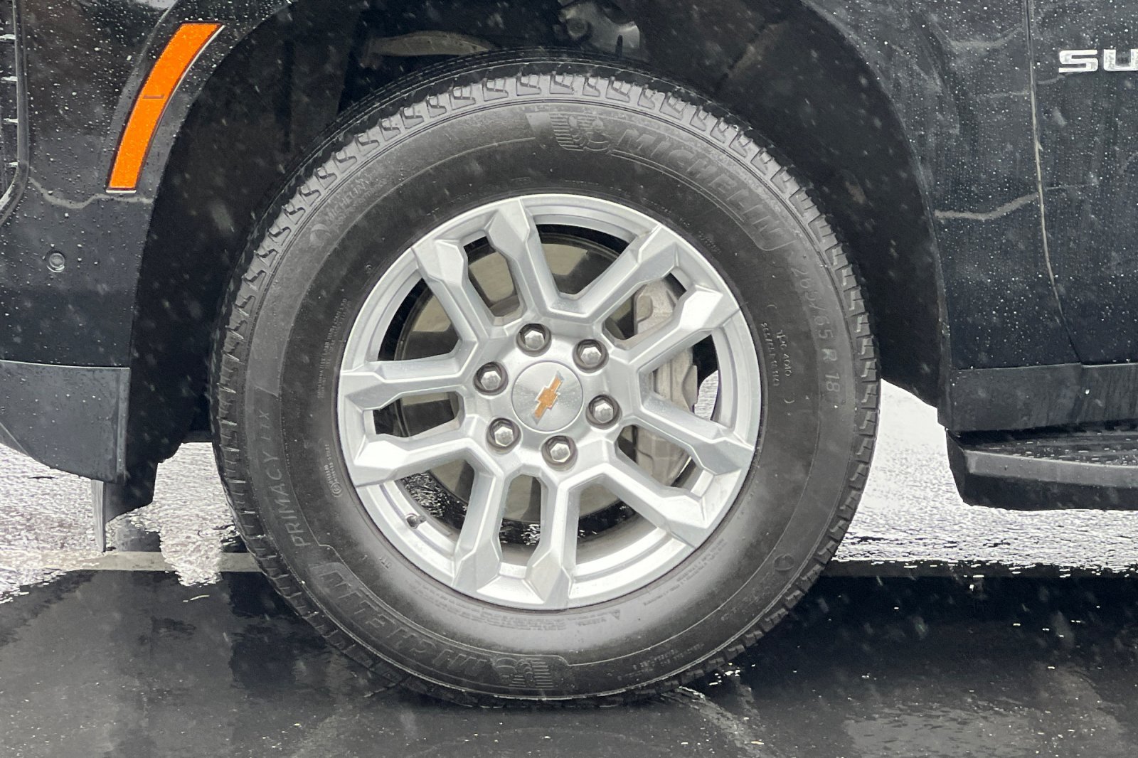 Used 2025 Chevrolet Suburban LT AWD/4WD image 15