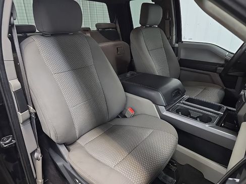 Used 2018 Ford F150 XLT w/ Equipment Group 302A Luxury AWD/4WD image 14
