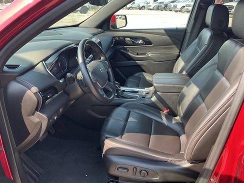 Used 2023 Chevrolet Traverse RS w/ LPO, Floor Liner Package AWD/4WD image 24