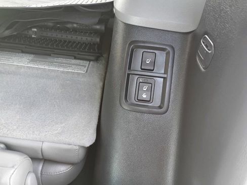 Used 2017 Toyota Sequoia SR5 w/ Premium Package AWD/4WD image 21