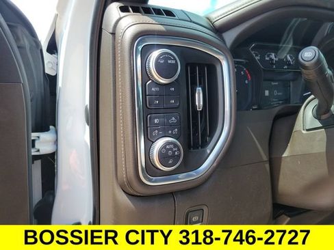 Certified 2021 GMC Sierra 1500 SLT AWD/4WD image 16