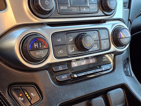 Used 2019 Chevrolet Tahoe LT image 20