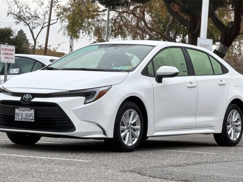 Certified 2023 Toyota Corolla LE image 7