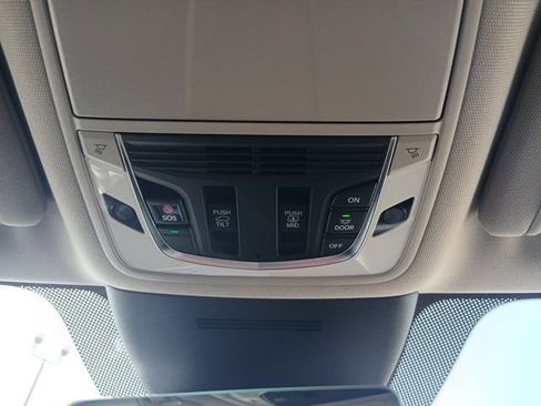 Certified 2025 Acura MDX SH-AWD image 22