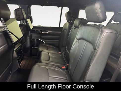 Used 2024 Jeep Wagoneer L Series III w/ Premium Group I AWD/4WD image 25